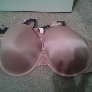 Underwire Bra Smoothing.
